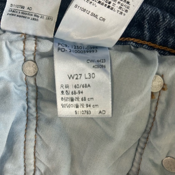 LEVI’S Button Fly 501 Jeans 27 x 30 Medium Wash Blue Straight Leg Denim EUC - Picture 7 of 7